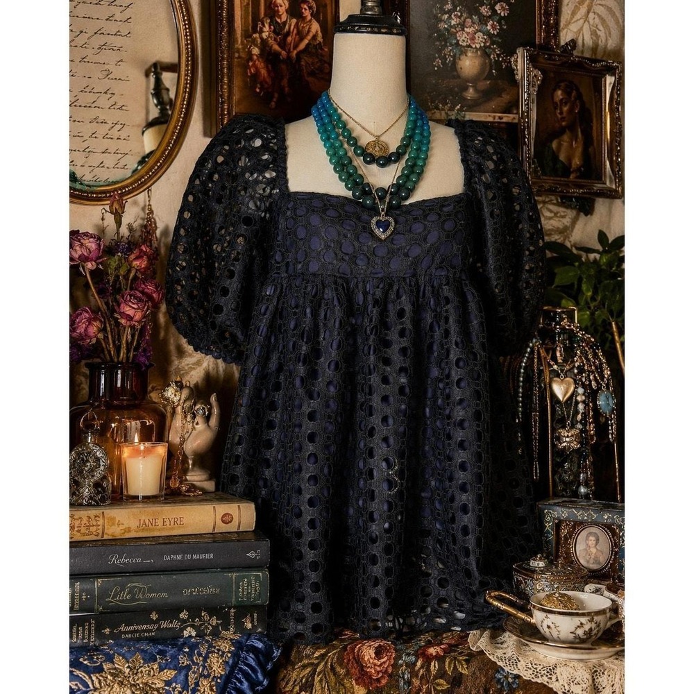 Kimchi Blue Black Eyelet Lace Babydoll Top Puff Sleeve Boho Romantic Medium